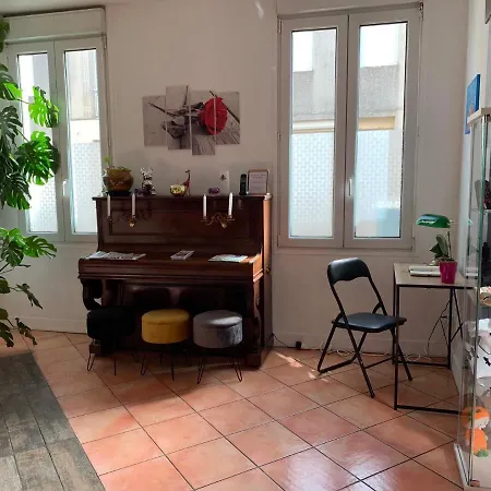 Restaurant De L'union Szálloda 2*