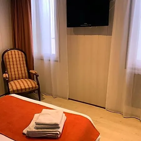 Restaurant De L'union Hotel 2*